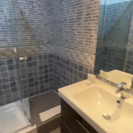 Apartment Central For 5 People Barcelona